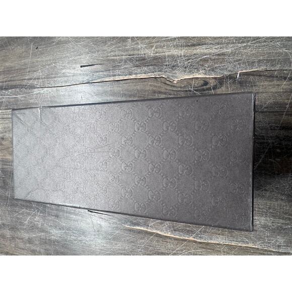 "GUCCI" Shoe box, Empty, 12.5"L x 5"T x 5.5" D - Picture 6 of 9